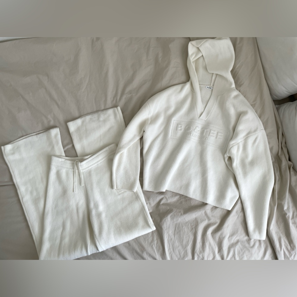 White Hoodie and Sweatpants Set